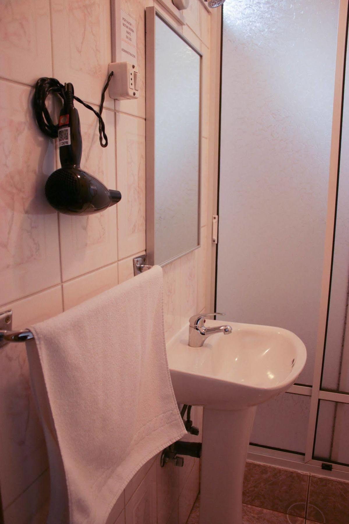 Hostal Hielo Sur Πούντα Αρένας Εξωτερικό φωτογραφία